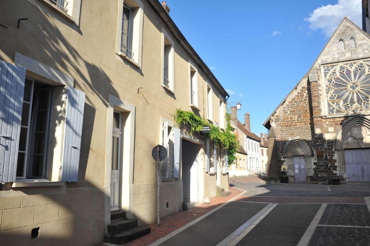 La Maison Jeanne D'Arc Сен-Фаржо Экстерьер фото